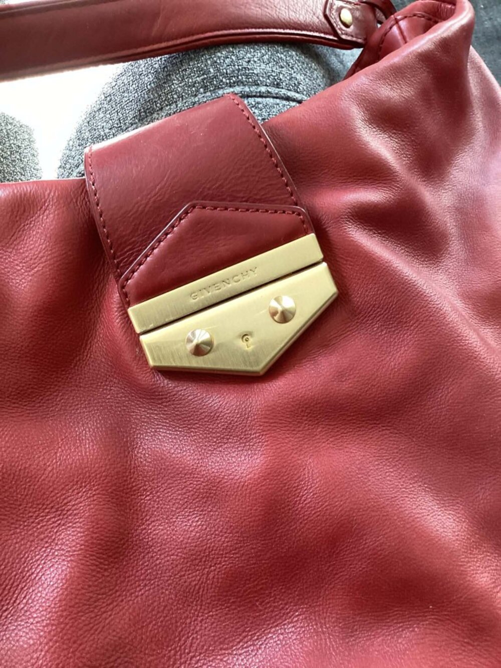 Timeless Givenchy handbag - Picture 5 of 5
